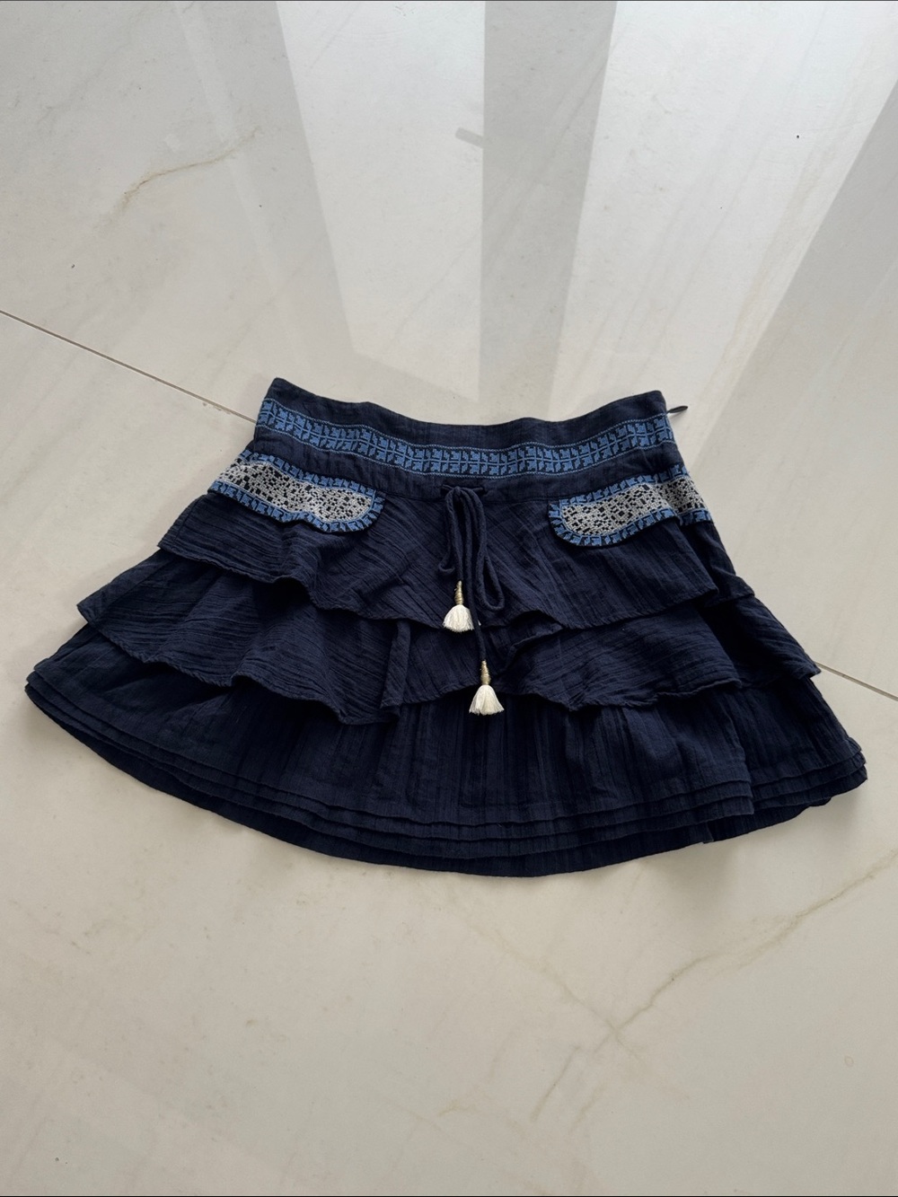 Juicy Couture Y2K Layered Navy Blue mini Skirt tassel drawstring size 2 like new